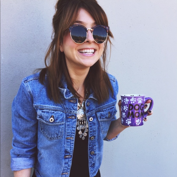 Meet your Posher, Kacie - Picture 2 of 3